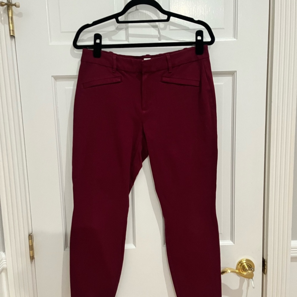 Gap Curvy Skinny Ankle Pants.